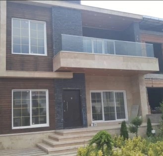 280 متر ویلای استخردار شهرکی در شهرک آیلی صفاییه